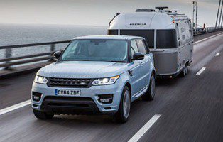 Range Rover Sport Hybrid y Airstream 684. Aventura al Círculo Polar Ártico