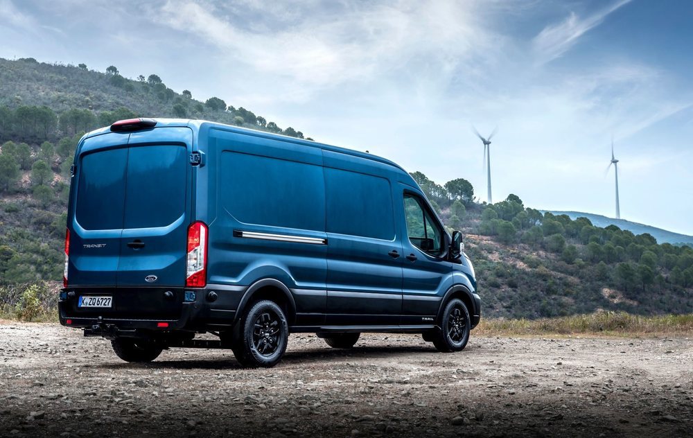 Ford estrena los Transit y Transit Custom Trail, dos comerciales