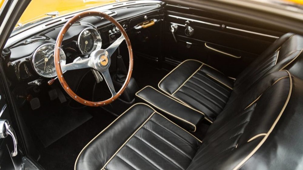 En el año 1990 este Ferrari es restaurado hasta el último detalle en Europa. Cuenta con el certificado Ferrari Classiche y quedó segundo en Pebble Beach en el año 2002. RM Sotheby's lo subastó el pasado 18 de enero.