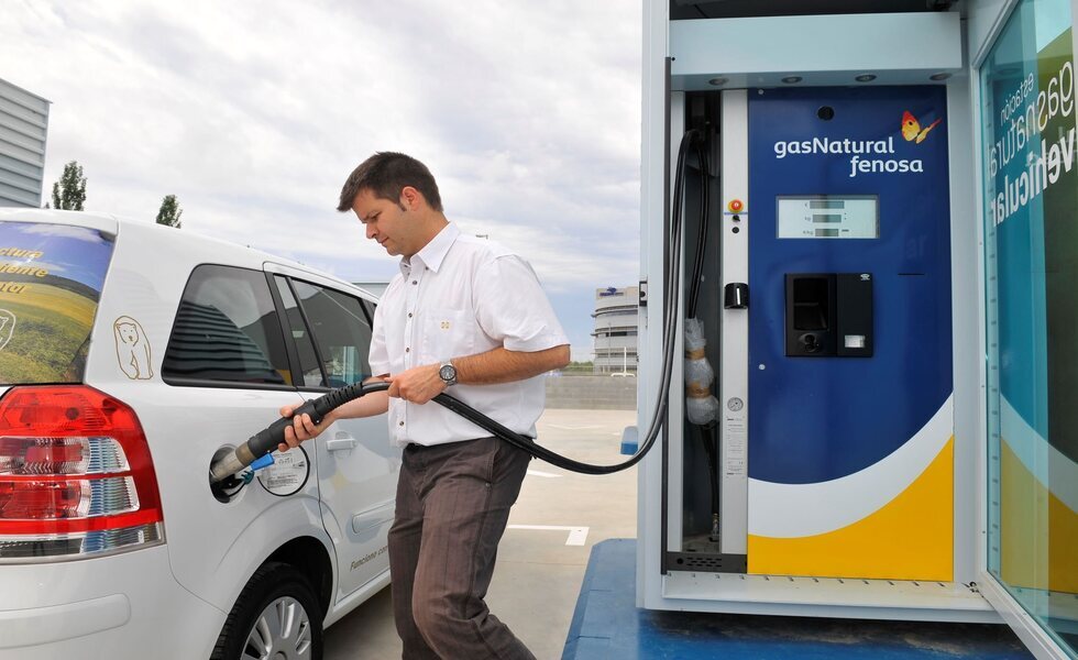 21093 c2e74iBF1E6oU p Motor16