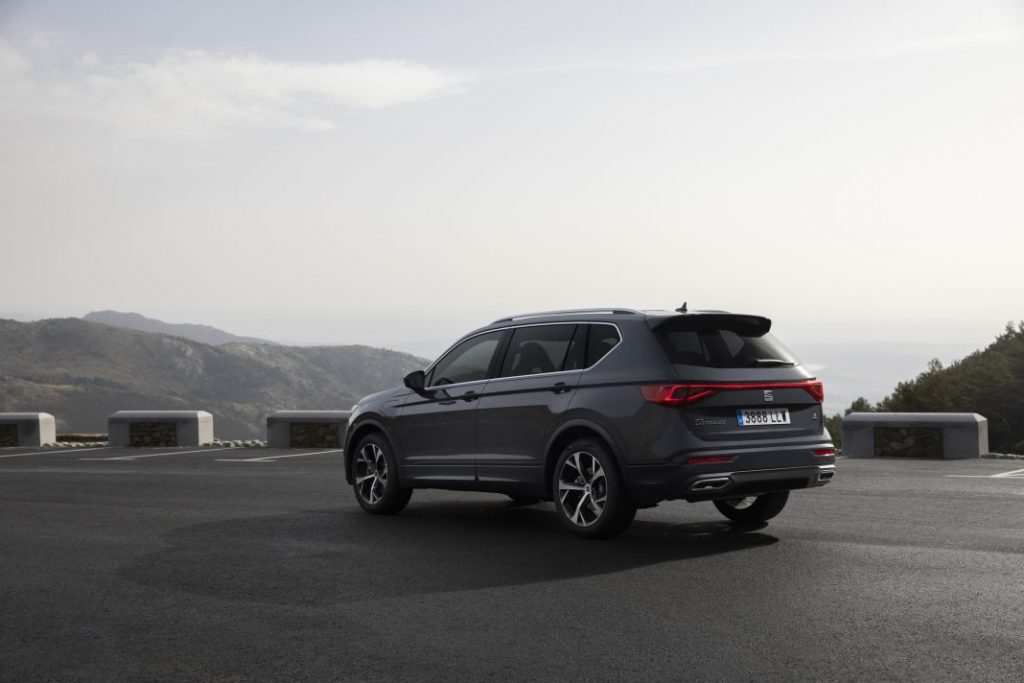 012 SEAT Tarraco e HYBRID FR Dolphin Grey High Motor16