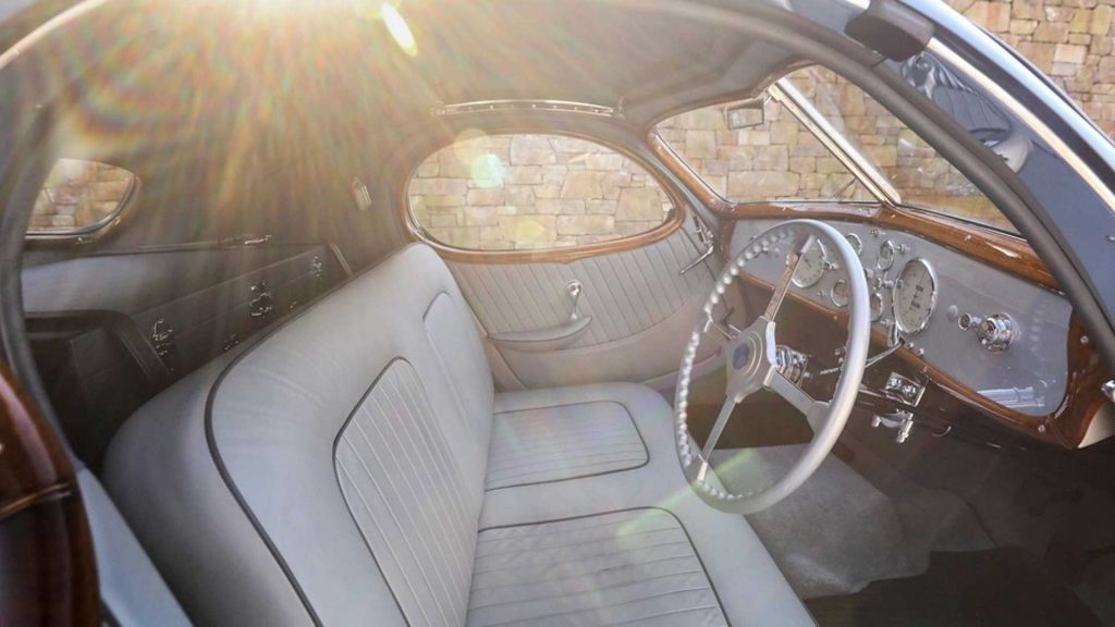 Más de 12 millones han pagado por este bello Talbot Lago T150 de 1937 9 Motor16 1937 talbot lago t150 c ss 5 Motor16