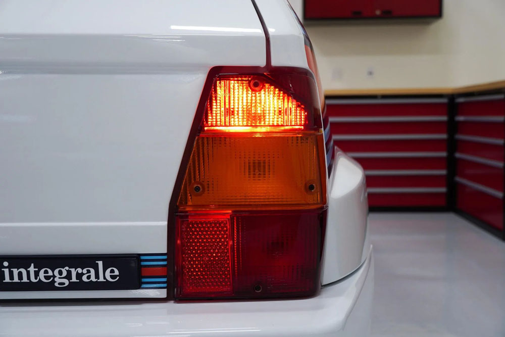 Este inmaculado Lancia Delta Integrale vale su precio en oro 14 Motor16 1992 Lancia Delta Integrale Martini 5 Evoluzione 12 Motor16