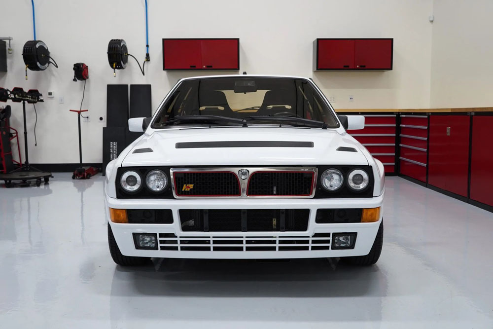 Este inmaculado Lancia Delta Integrale vale su precio en oro 10 Motor16 1992 Lancia Delta Integrale Martini 5 Evoluzione 8 Motor16