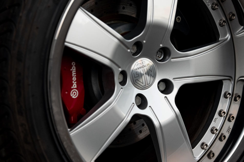 MG SV-R XPower. Un deportivo tan feo como exclusivo, busca hogar 16 Motor16 2005 MG SV R XPower Bonhams 14 Motor16