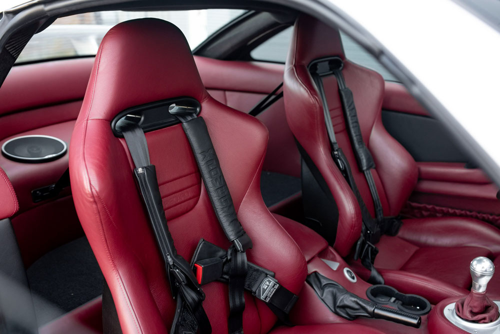 MG SV-R XPower. Un deportivo tan feo como exclusivo, busca hogar 23 Motor16 2005 MG SV R XPower Bonhams 21 Motor16