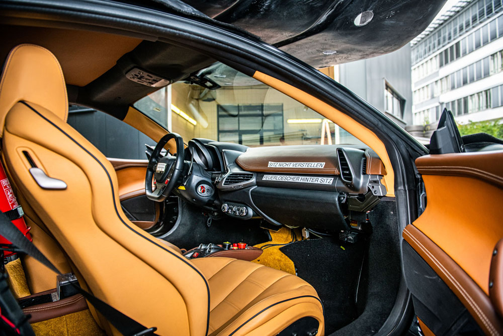 Este prototipo del Ferrari LaFerrari será subastado en Mónaco 30 Motor16 2012 Ferrari LaFerrari prototype 27 Motor16