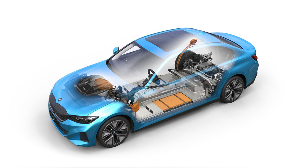 Así es el BMW Serie 3 eléctrico que jamás verás aquí 12 Motor16 2022 BMW i3 eDrive35L 9 Motor16