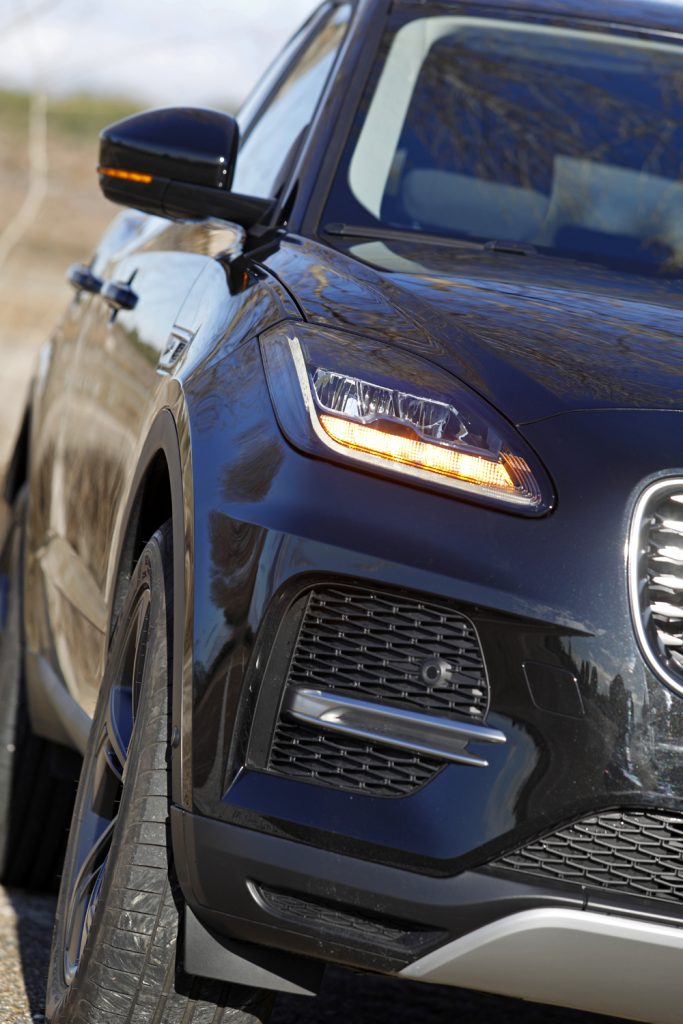 2022 PRUEBA Jaguar E Pace 2.0D MHEV AWD 163 23 Motor16