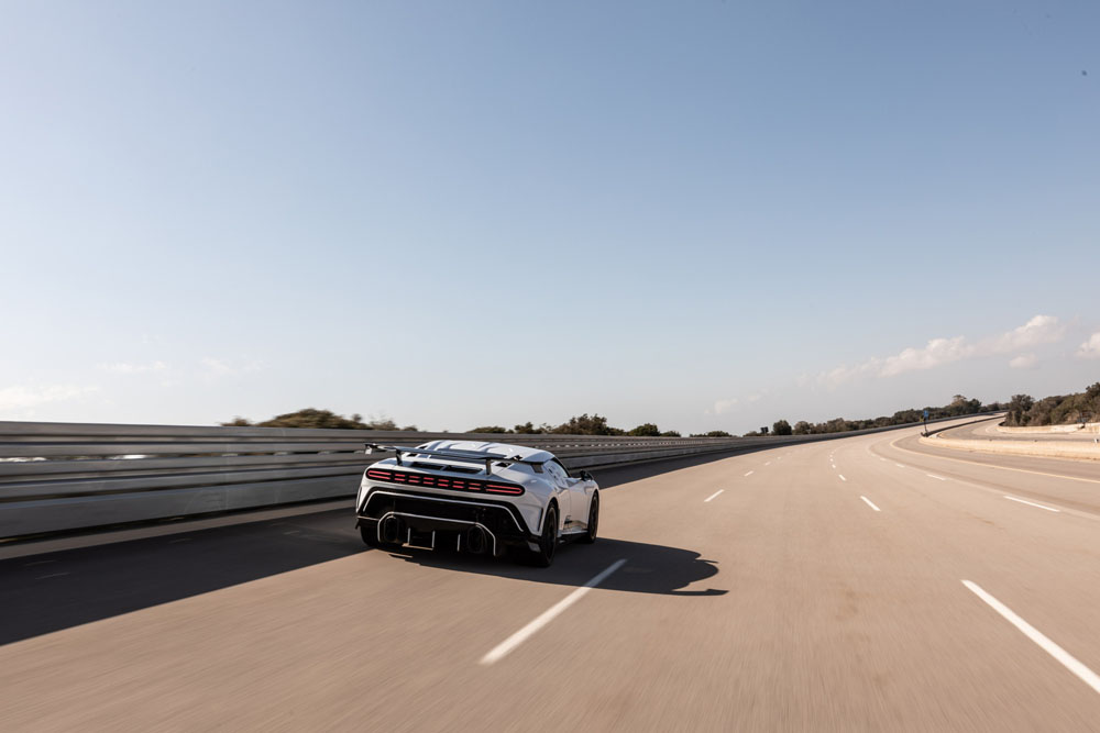 2022 bugatti centodieci nardo test 6 Motor16
