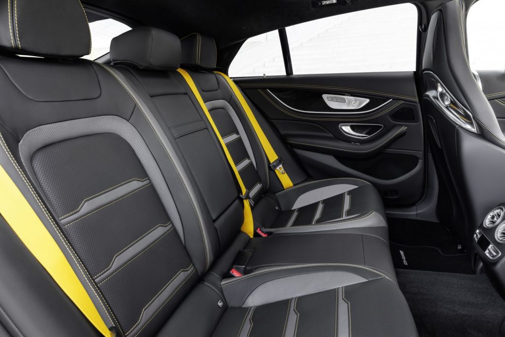 El Mercedes-AMG GT 4 puertas Coupé V8 se actualiza 13 Motor16 21C0293 098 1 Motor16