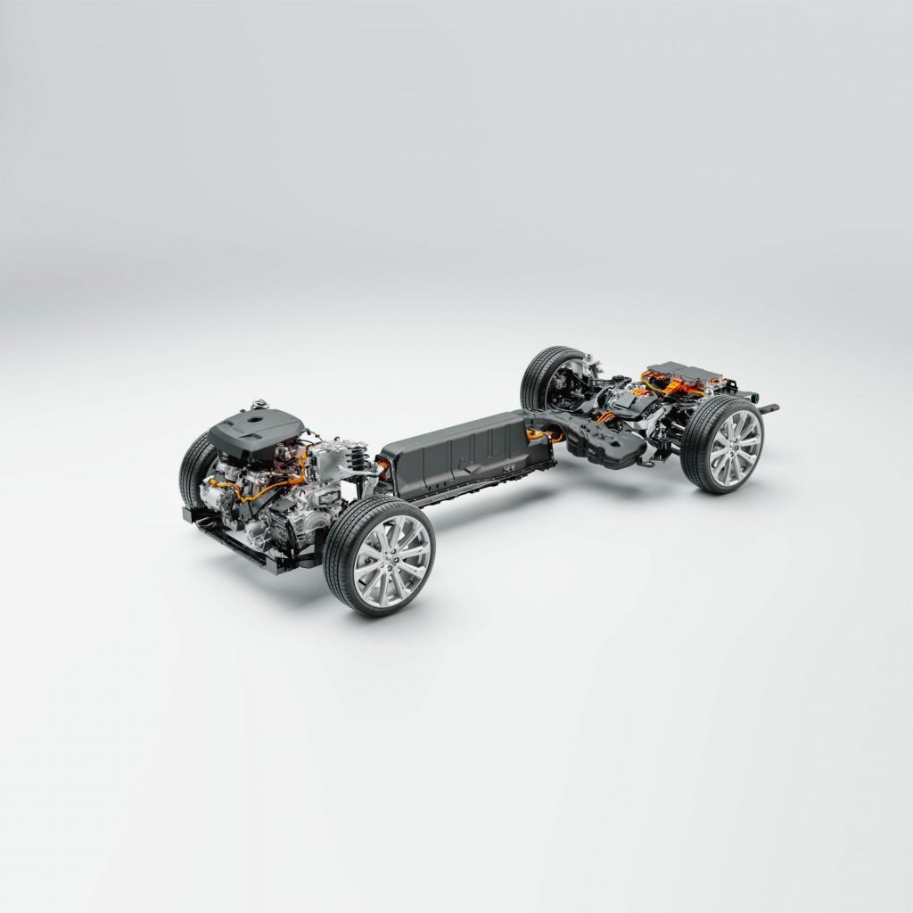 La gama más potente de la historia de Volvo ya está completa 2 Motor16 287428 XC60 Technical cutaways of powertrain battery 1 Motor16