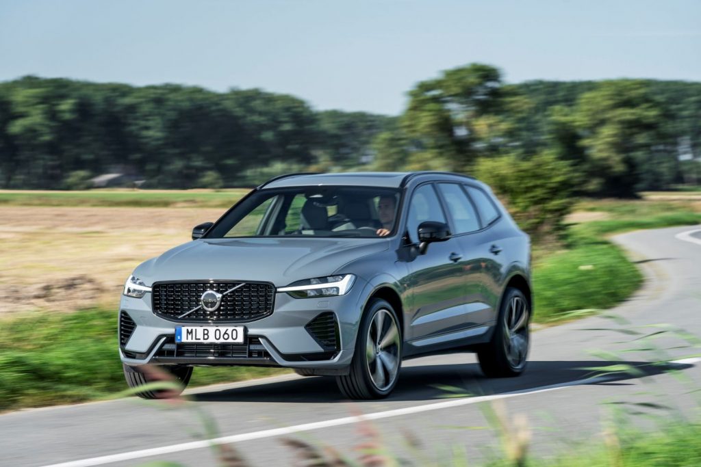La gama más potente de la historia de Volvo ya está completa 9 Motor16 288144 Volvo XC60 Recharge T8 AWD Thunder Grey 1 Motor16
