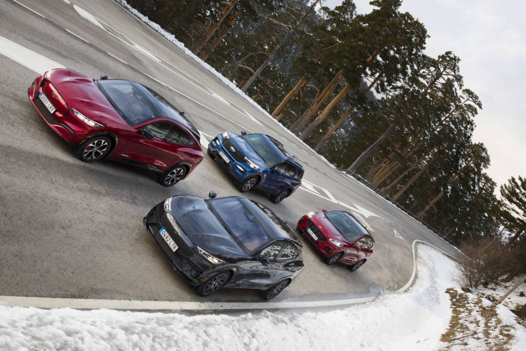 Ford acelera el lanzamiento de su gama de vehículos eléctricos 10 Motor16 A Gama04 1 Motor16