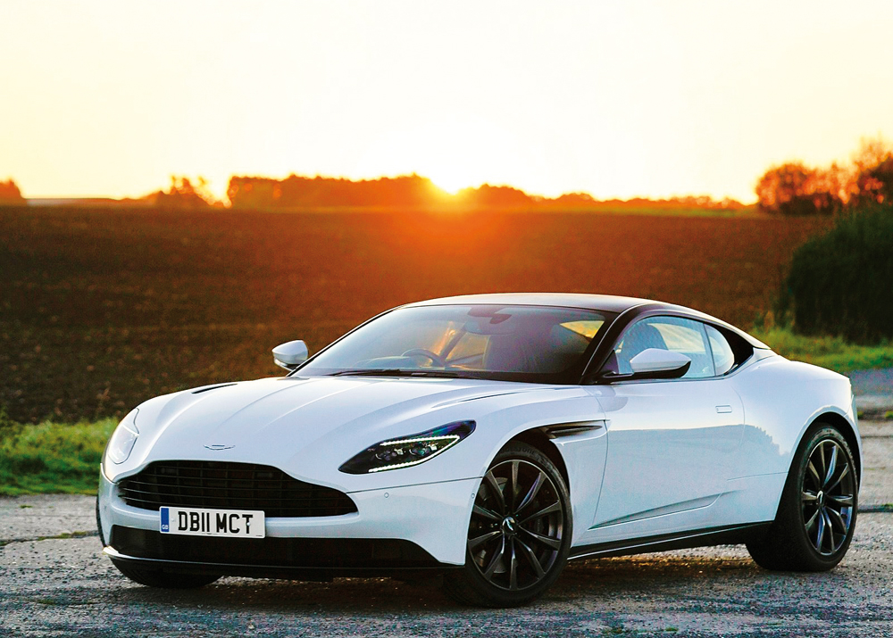 Los cuatro superdeportivos que plantan cara al McLaren GT 167 Motor16 Aston Martin DB11 V8 2018 1600 01 Motor16