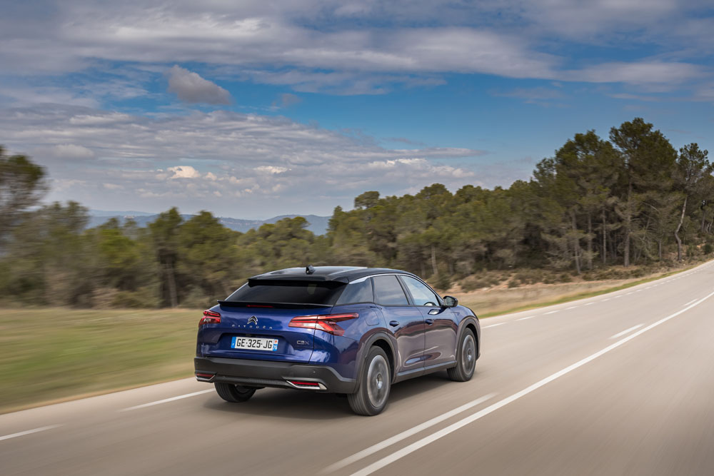 El Citroën C5X, una berlina como las de antes... aunque no lo parezca 4 Motor16 CITROEN C5X 2 Motor16
