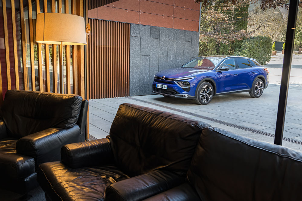 El Citroën C5X, una berlina como las de antes... aunque no lo parezca 7 Motor16 CITROEN C5X 5 Motor16