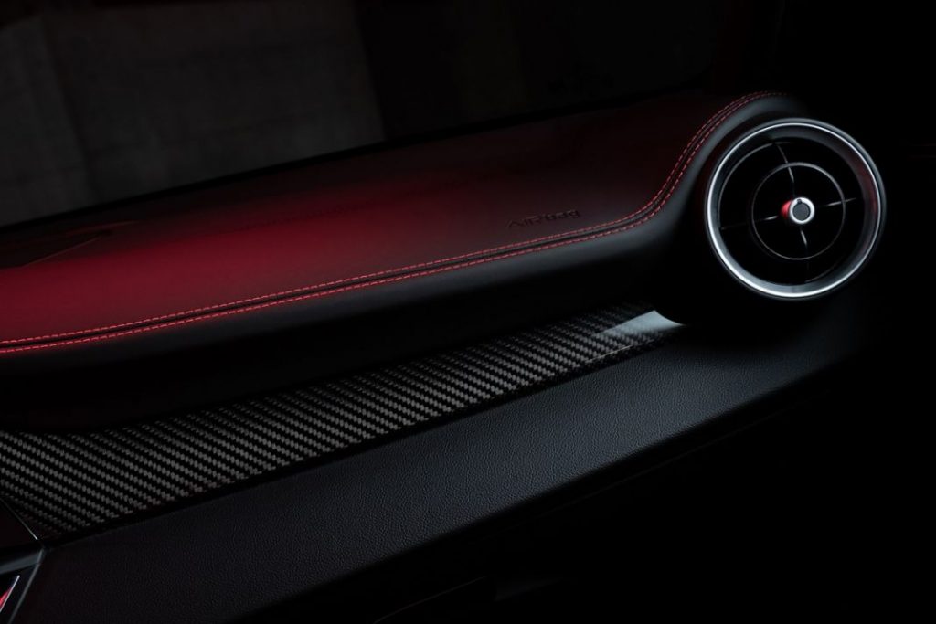 Alfa Romeo Estrema. La nueva gama para Giulia y Stelvio 18 Motor16 Estrema 3 Motor16