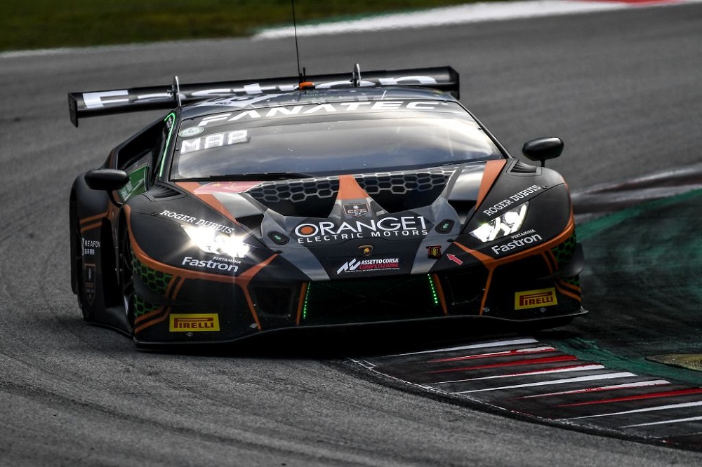 El nuevo Lamborghini de Dani Pedrosa: 620 CV de potencia y un precio increíble 105 Motor16 El FFF Racing Team: Dani Pedroza