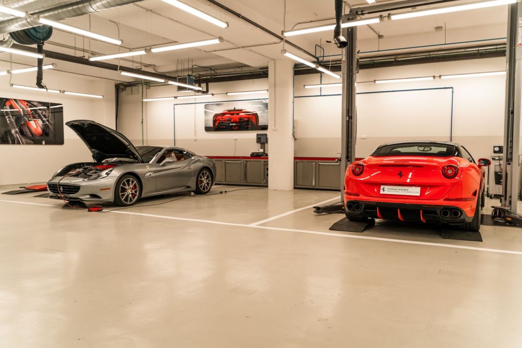Universo Ferrari; así es la casa del Cavallino en Madrid 3 Motor16 Ferrari Santogal concesionario 10 Motor16