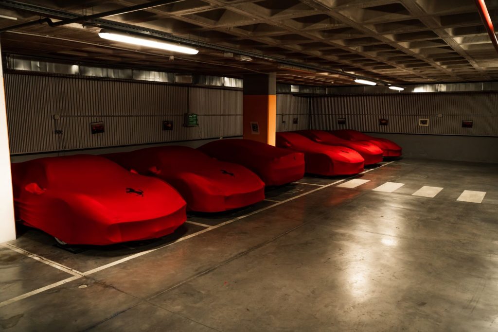 Universo Ferrari; así es la casa del Cavallino en Madrid 12 Motor16 Ferrari Santogal concesionario 11 Motor16