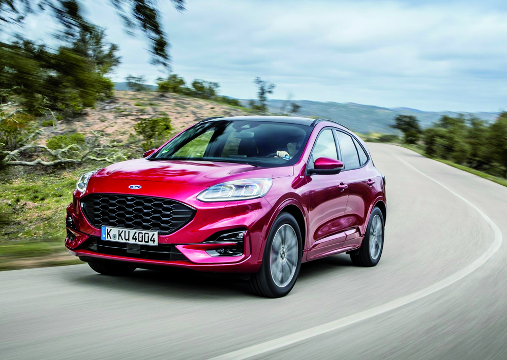 Nissan Qashqai MHEV Xtronic 4x2 Tekna+. Sus rivales 1 Motor16 Ford kuga 2.0 ecoblue st-line mhev