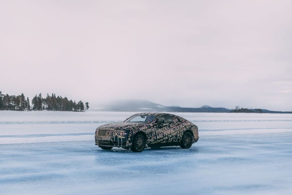 El Rolls-Royce Spectre… ¡ya casi listo! 11 Motor16 Rolls Royce Spectre 12 Motor16