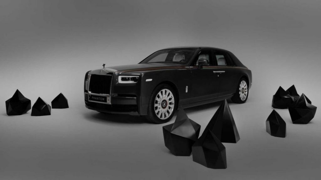 La preparación única de un Rolls Phantom realizada por un mecánico de Fórmula 1 1 Motor16 Rolls Royce Carbon Veil