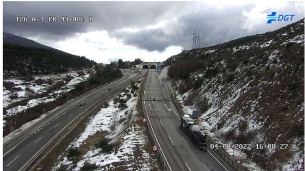 DGT: Sanción por circular con hielo/nieve en los vidrios