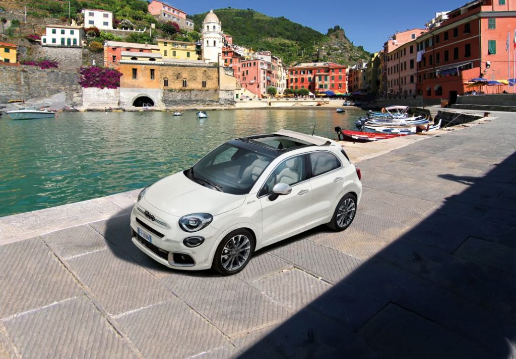 Los Fiat 500 y 500X estrenan la edición especial "Dolcevita" 2 Motor16 Fiat 500X Dolcevita