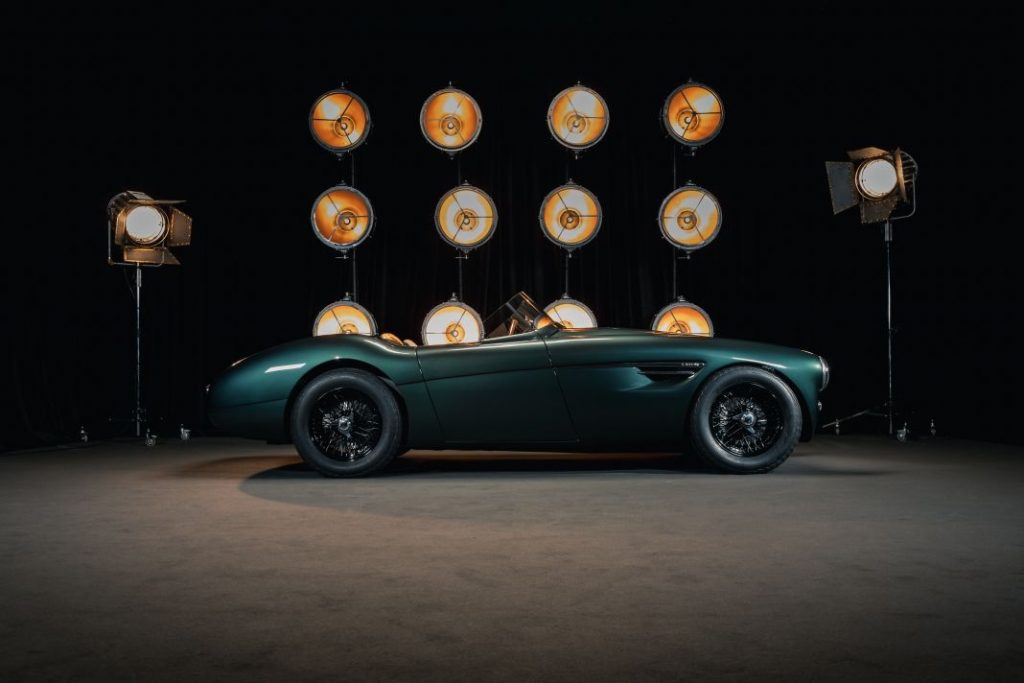 Austin-Healey 100 regresa por todo lo alto gracias a Caton 3 Motor16 13.Studiosideprofileunderlights Motor16