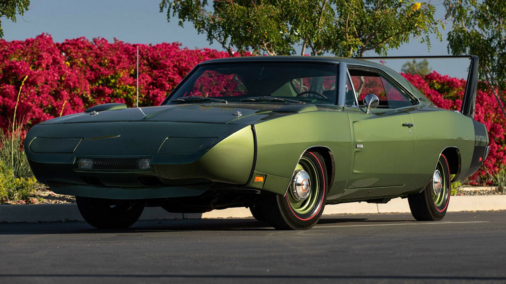 Una verdadera fortuna pagarán por este Dodge Charger Hemi Daytona que subasta Mecum 4 Motor16 1969 Dodge Charger Daytona Mecum 1 Motor16