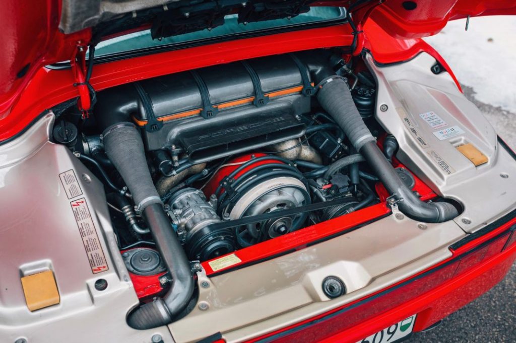 Una fortuna piden por este Porsche 959 con más kilómetros que tu coche 20 Motor16 1988 Porsche 959 3 Motor16