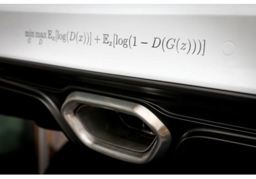 Junto al colectivo Obvious este Alpine A110 se convierte en pieza de arte 16 Motor16 2022 Alpine A110 Obvious 7 Motor16