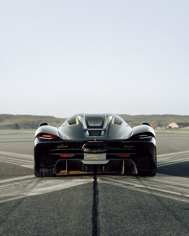 El primer Koenigsegg Jesko Absolut sale de la fábrica de Ängelholm 6 Motor16 2022 Koenigsegg Jesko first 4 Motor16