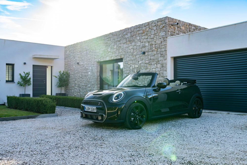 A tiempo para primavera llega este Mini Cooper S Cabrio Resolute Edition 31 Motor16 2022 Mini Cooper S Cabrio Resolute Edition 29 Motor16