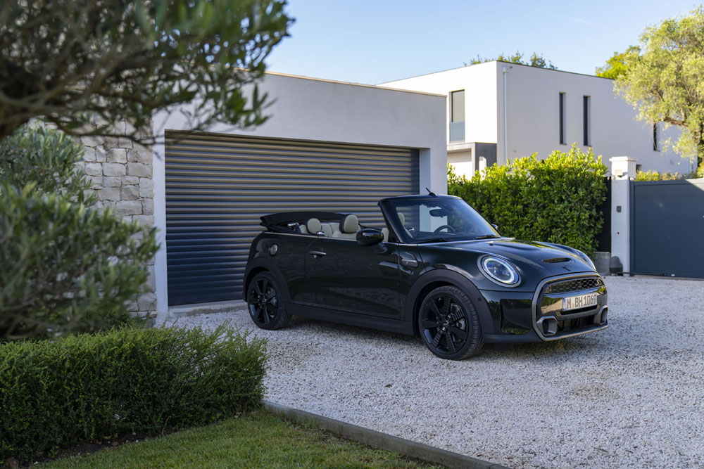 A tiempo para primavera llega este Mini Cooper S Cabrio Resolute Edition 37 Motor16 2022 Mini Cooper S Cabrio Resolute Edition 35 Motor16