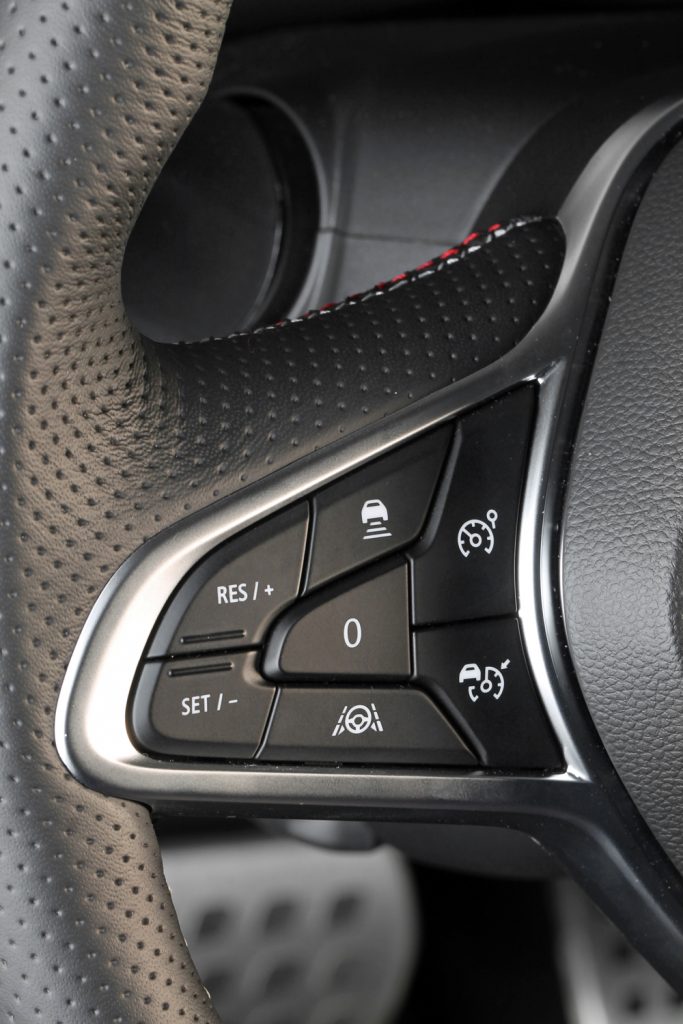 Renault Captur e-TECH Híbrido RS Line. Eficiencia española 20 Motor16 2022 Renault Captur e TECH Hibrido RS Line 17 Motor16