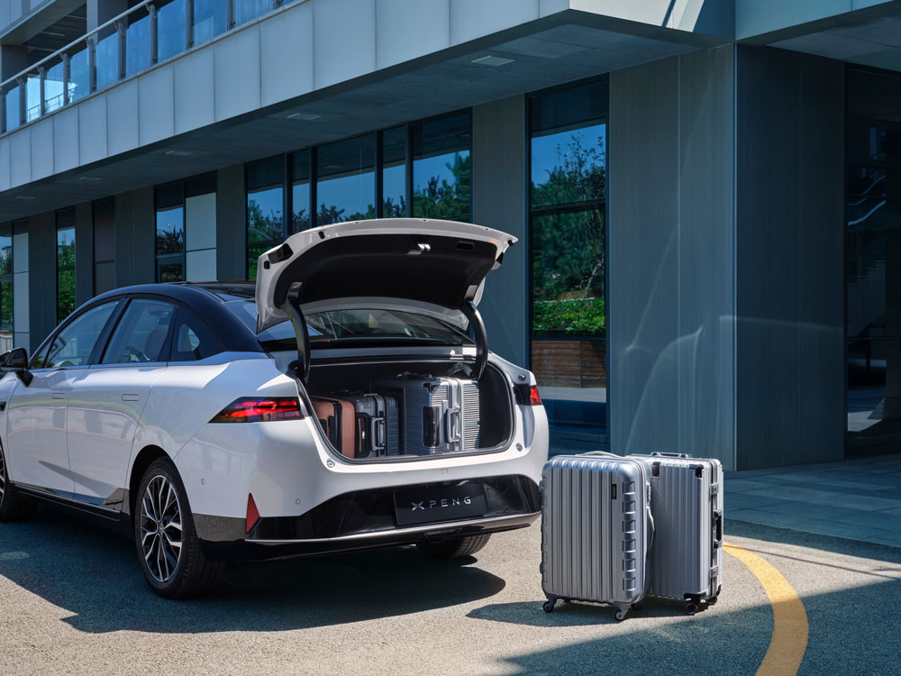 Xpeng trae a Europa el P5, una berlina eléctrica para pelear con el Tesla Model 3 24 Motor16 2022 Xpeng P5 17 Motor16