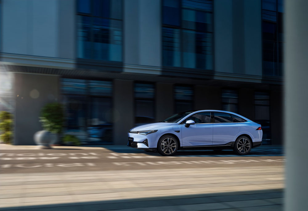 Xpeng trae a Europa el P5, una berlina eléctrica para pelear con el Tesla Model 3 11 Motor16 2022 Xpeng P5 9 Motor16