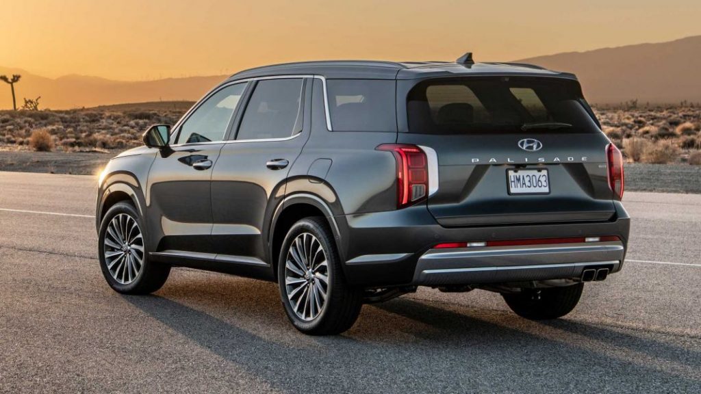 Hyundai Palisade. El gran SUV coreano se pone al día 1 Motor16 2022 Kia Palisade. Estática trasera.