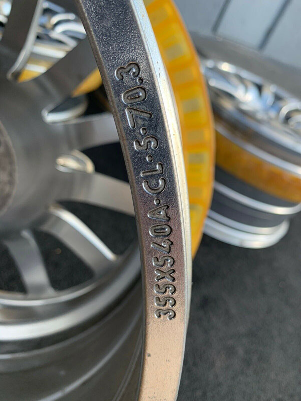 Por lo que piden por estas llantas de un Bugatti Veyron te puedes comprar un nuevo y flamante Kia Niro 10 Motor16 2022 llantas bugatti veyron ebay 10 Motor16