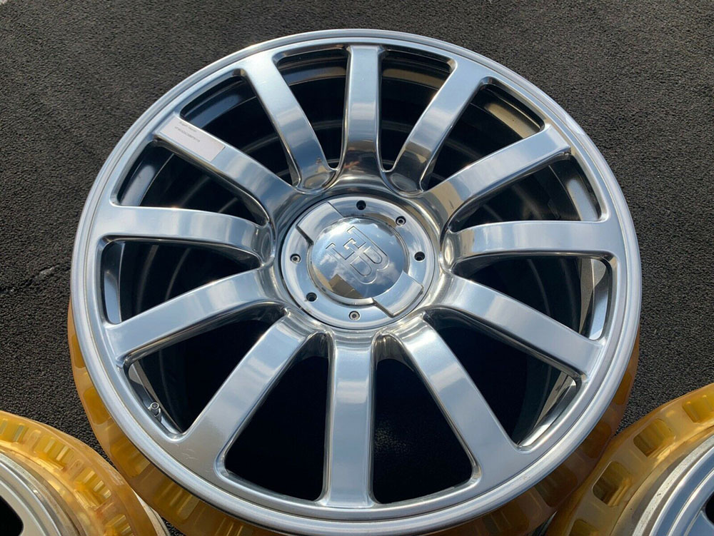 Por lo que piden por estas llantas de un Bugatti Veyron te puedes comprar un nuevo y flamante Kia Niro 2 Motor16 2022 Llantas Bugatti Veyron eBay
