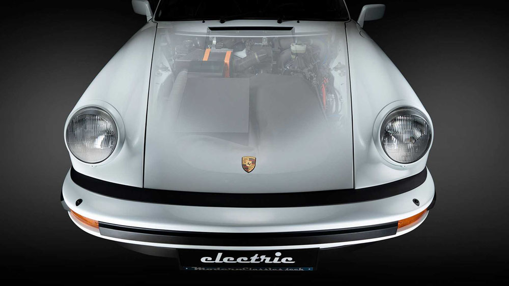 2023 Partido Popular Retrofit Gobierno. Imagen Porsche Electric.