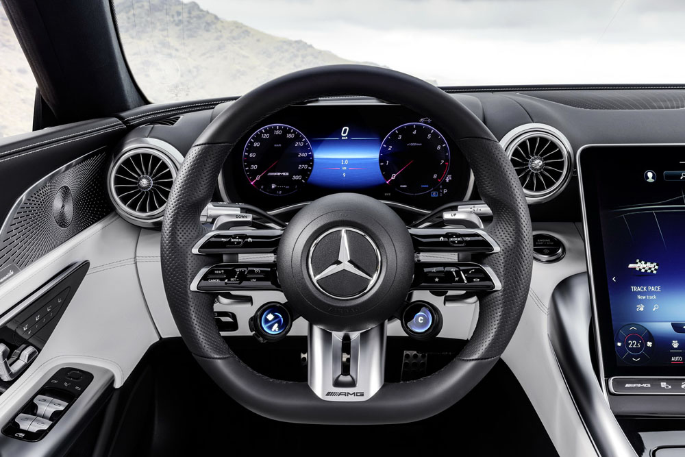 El Mercedes-AMG SL cuesta 50.000 euros menos en EE.UU. que aquí 13 Motor16 2023 Mercedes AMG SL 43 39 Motor16