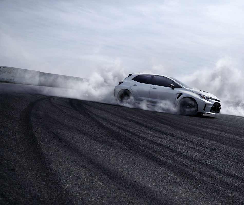 2023 Toyota GR Corolla 23 Motor16