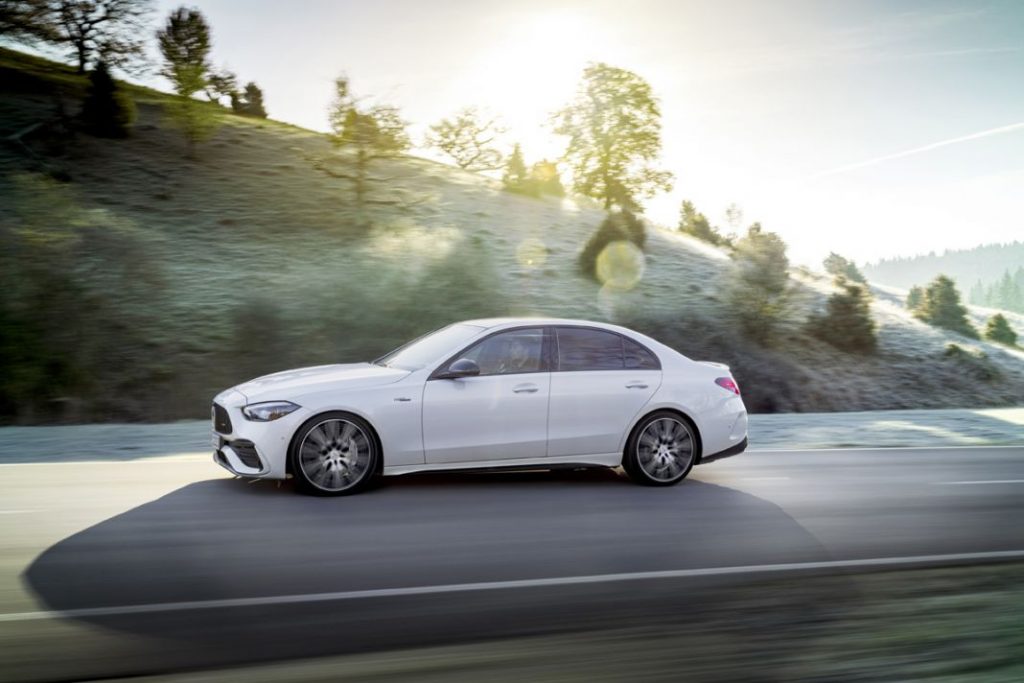 Mercedes presenta la versión AMG 43 para el Clase C 21 Motor16 21C0736 002 Motor16