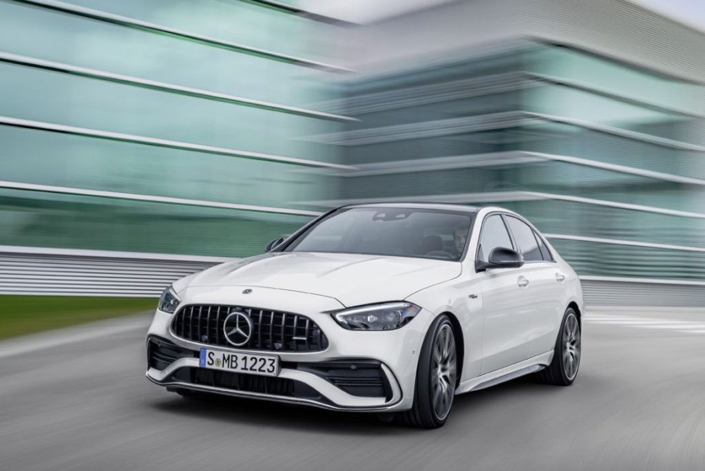 Mercedes presenta la versión AMG 43 para el Clase C 25 Motor16 21C0736 007 1 Motor16
