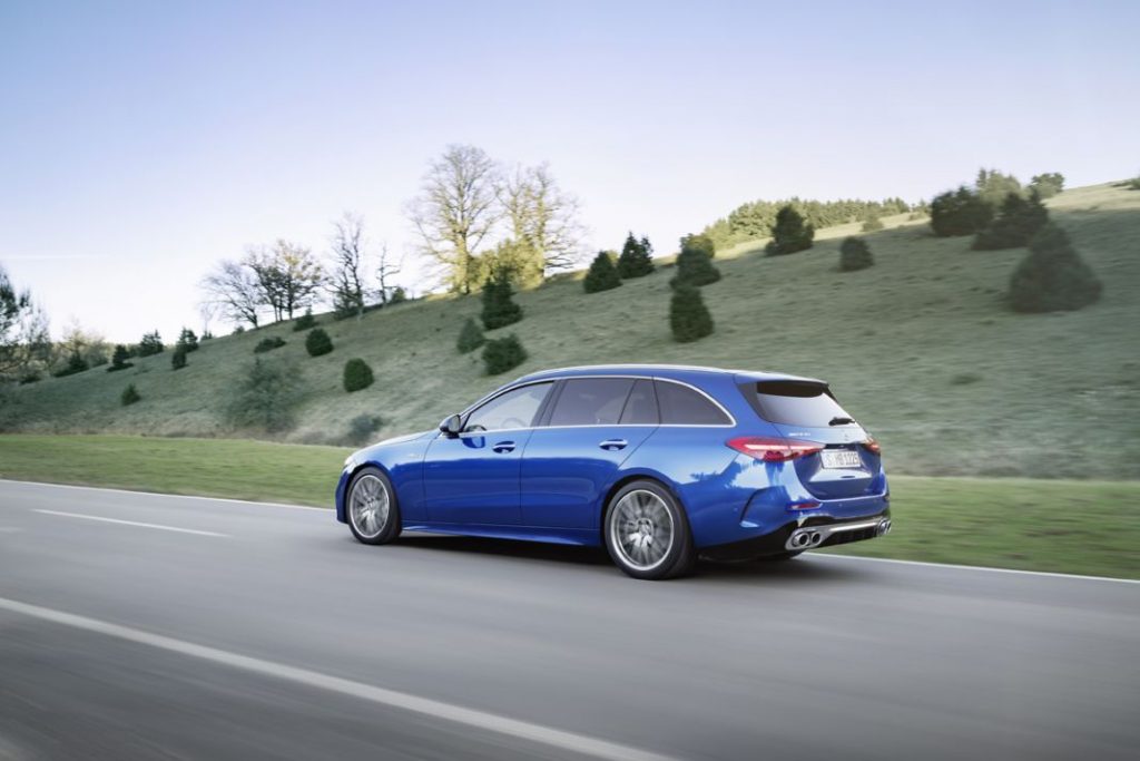Mercedes presenta la versión AMG 43 para el Clase C 45 Motor16 21C0737 008 Motor16