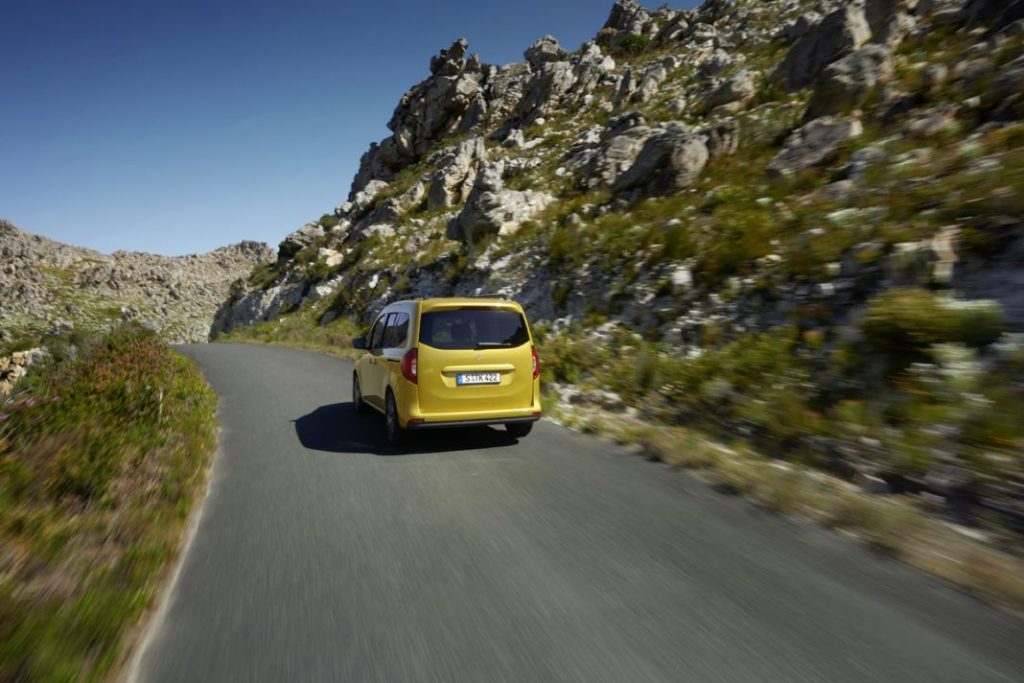 Mercedes-Benz amplía su gama de familiares con la nueva Clase T 16 Motor16 22C0092 012 Motor16